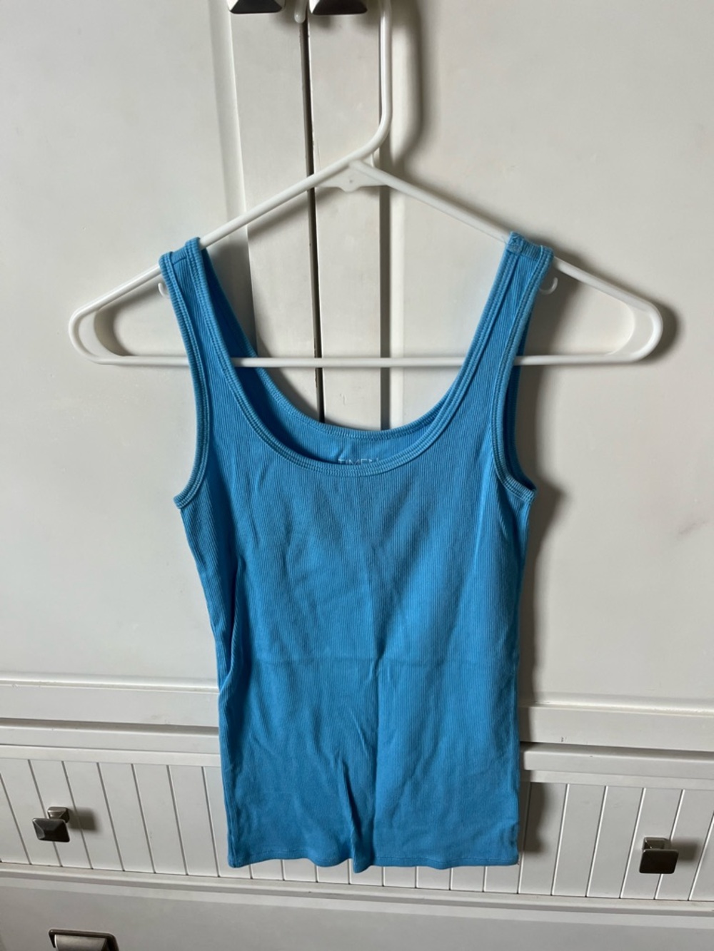 Time and Tru Ribbed Scoop Neck Tank Top in Sky Blue